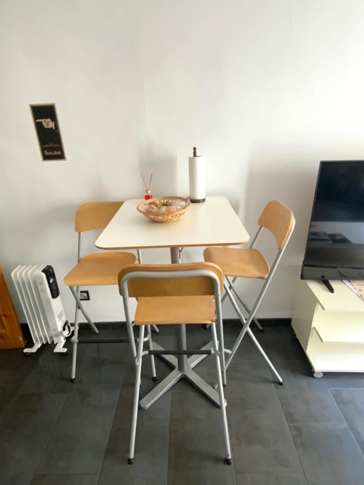 ᛕꮧℤεℝεs Apartament Caces Exterior foto